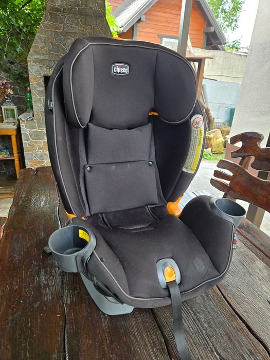 Автокрісло Chicco Fit4