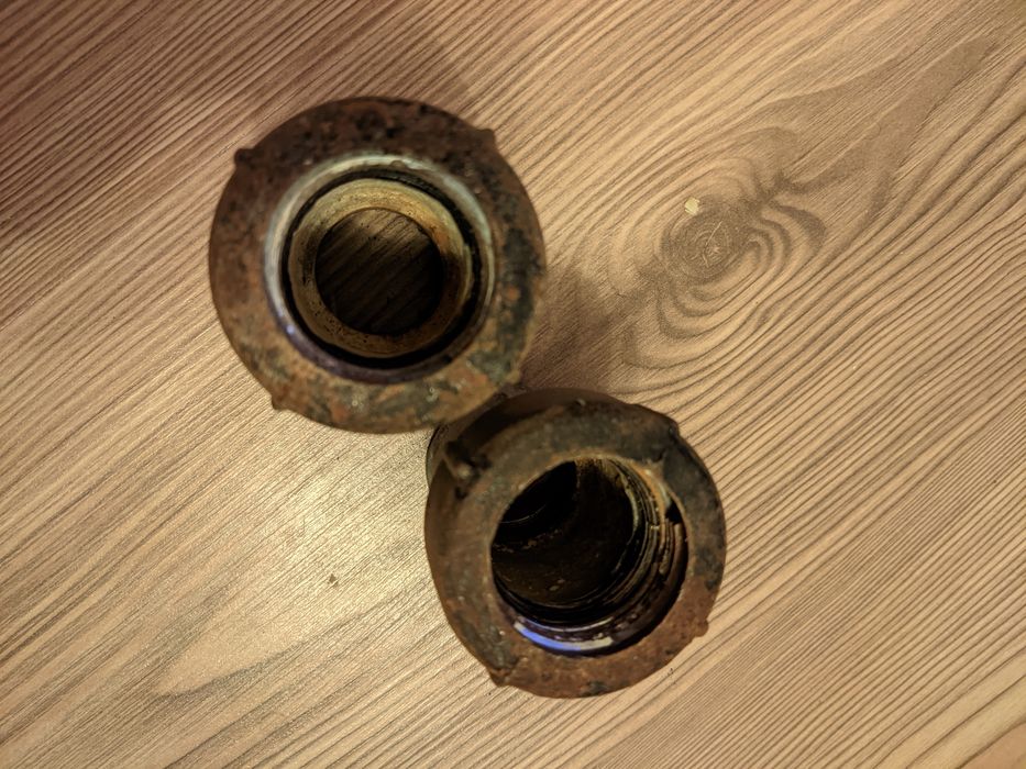 Цанга для железной трубы