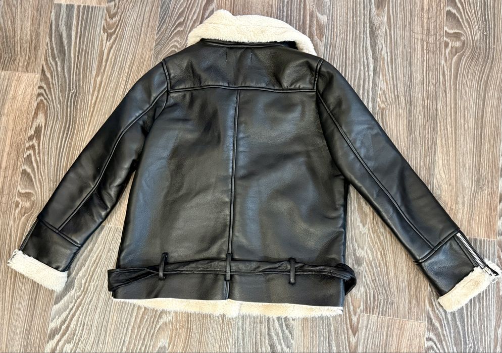 Дубленка зимова жіноча