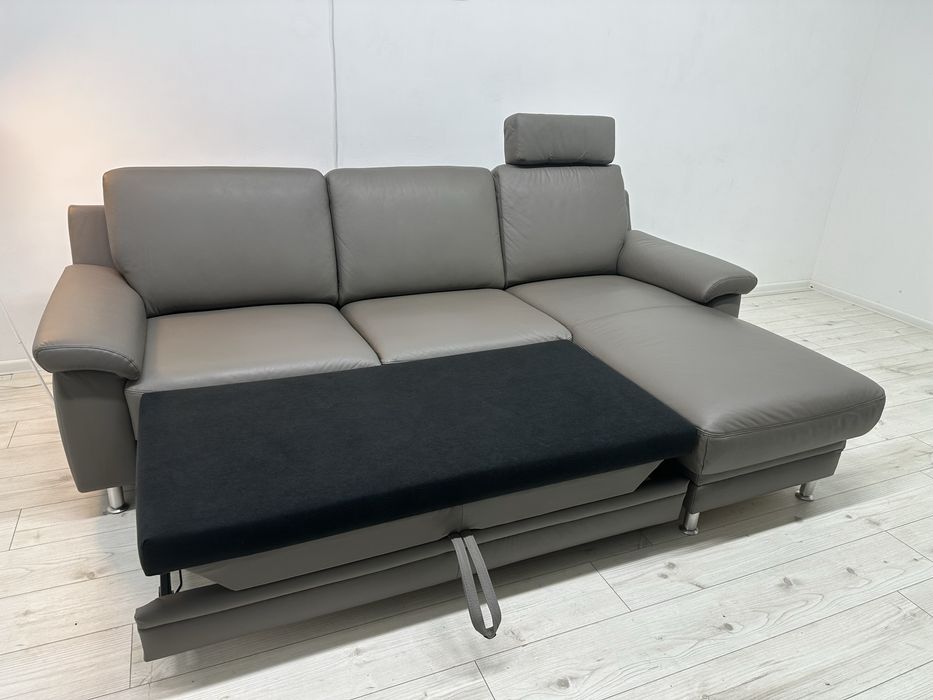 Розкладний,шкіряний куточок з Європи