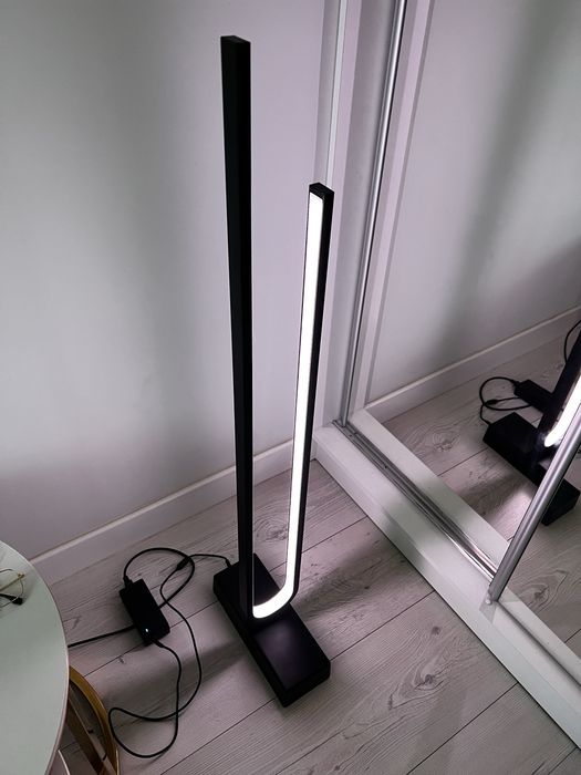 Designerska smart lampa LED sterowana Wi-FI