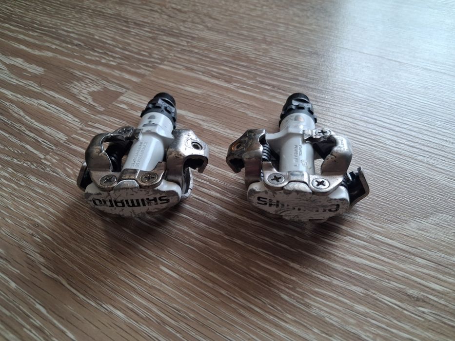 Контактні педалі Shimano PD-M520 у дуже хорошому стані, контакти