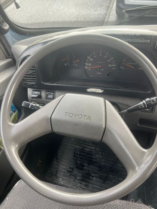 Toyota Optimo 2k Ano 2010 minibus/ autocarro 27 L