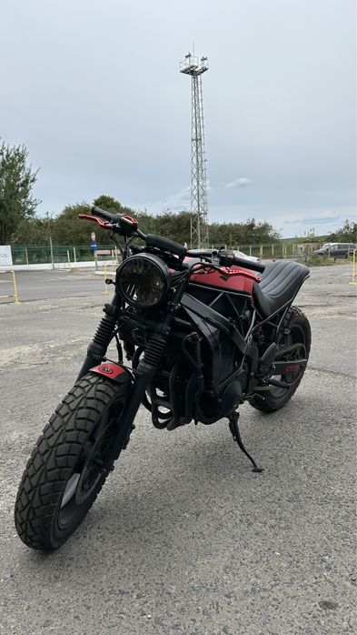 Suzuki Katana в стилі скрамблер