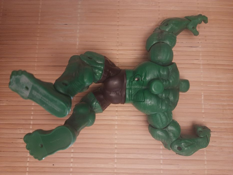 Продаю редкую фигурку Халка.