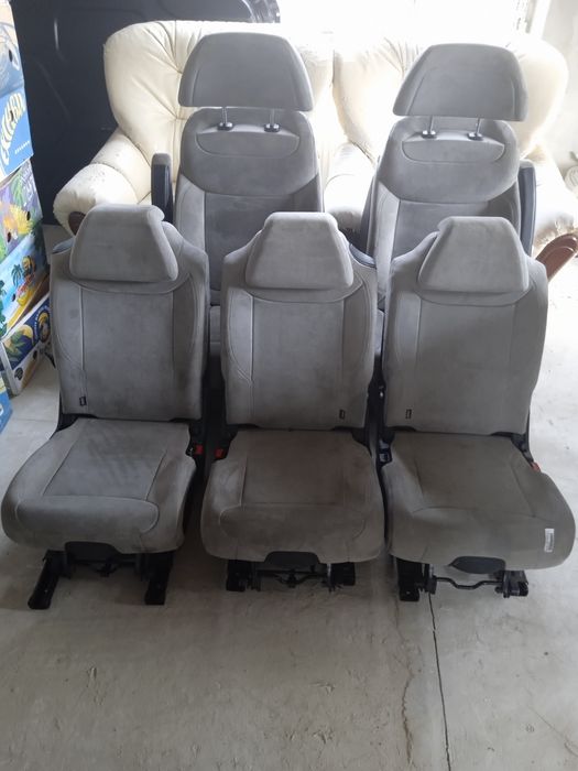 Сидіння з citroen c4 grand picasso exclusive