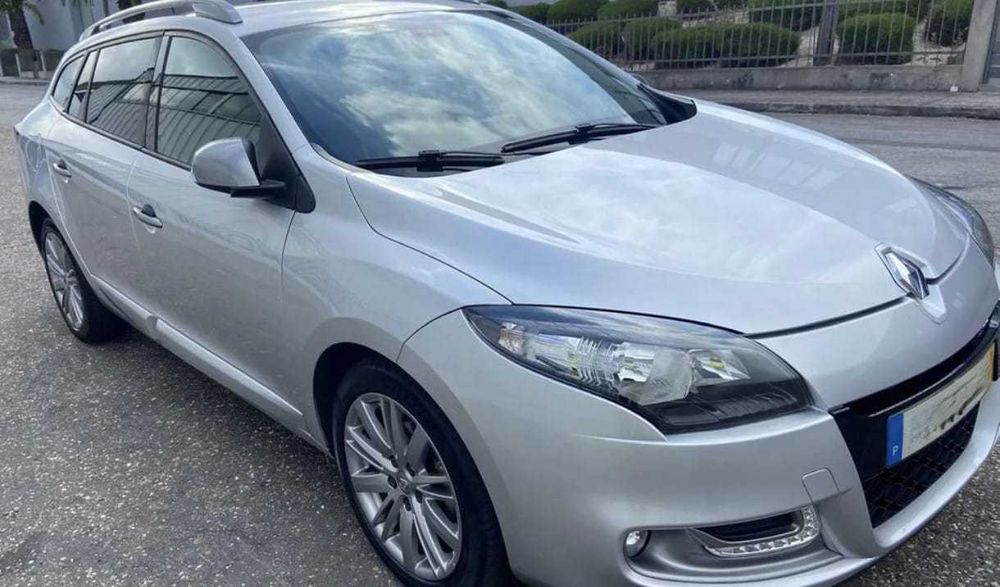 RENAULT MEGANE III 1.5 DCI 110CV excelente estado de uso