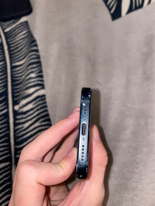 iPhone 15 128gb esim