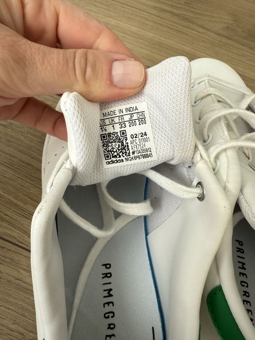 Adidas кросівки 33 розмір