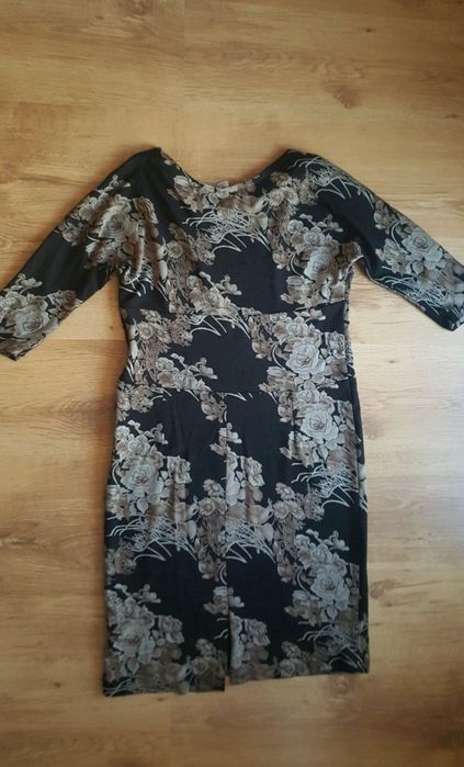Sukienka w kwiaty r.XXL