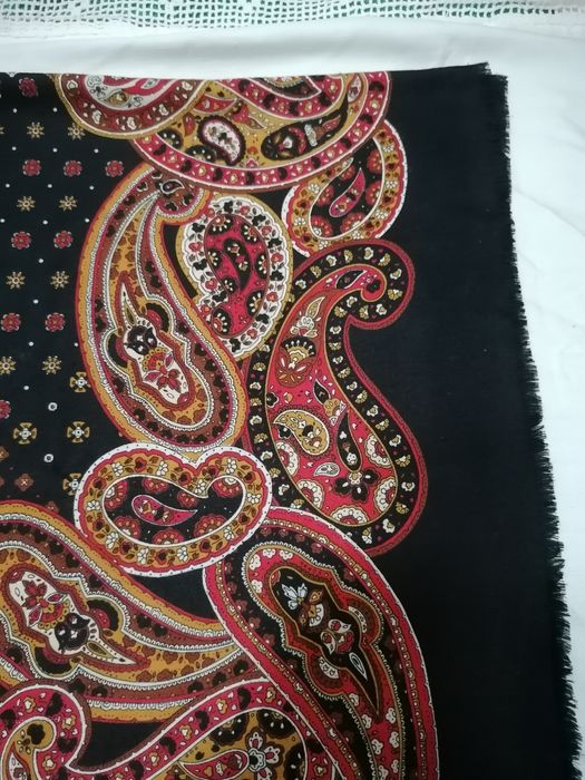 Lenços antigos de cabeça