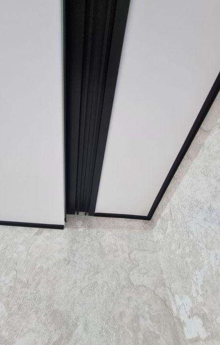 Натяжные потолки быстро качественно , гарантия.