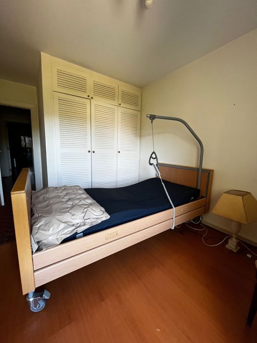 Cama Elétrica c/ Elevação, Colchão Anti-Escaras Viscoelástico 16cm