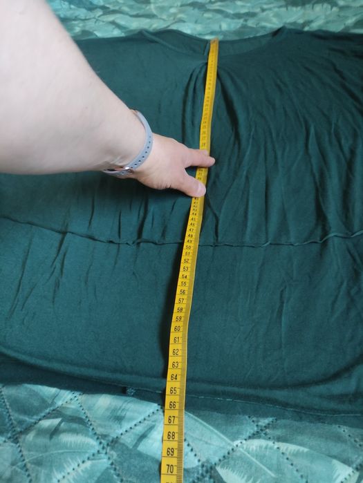 Zielona luźna bluzka ( pachy 62 cm)