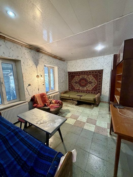 Продам Дом з жилой летней кухней Є-Відновлення