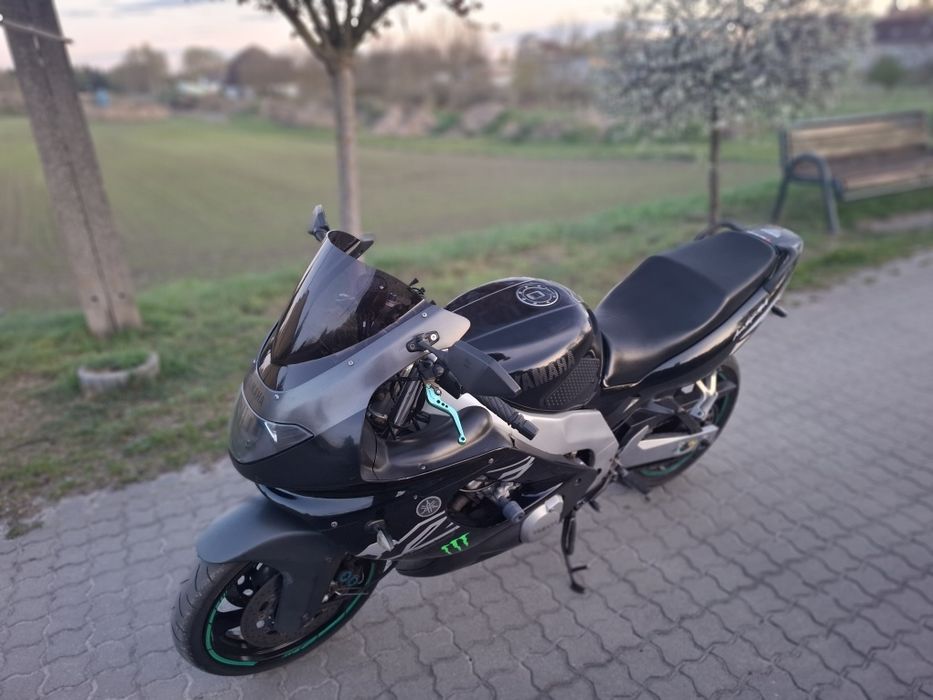 Yamaha  YZF  600