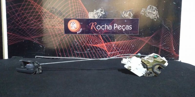 Fecho Da Porta Trás Dto Nissan Primera (P11)