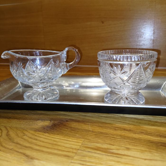 Kryształowe cukiernica i mlecznik