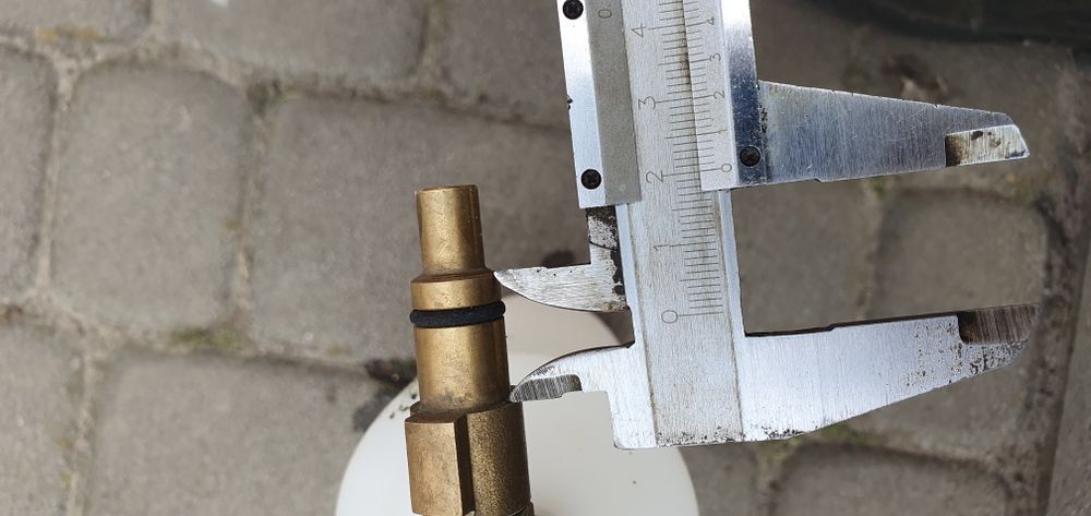 Піний бачок на мінімийки