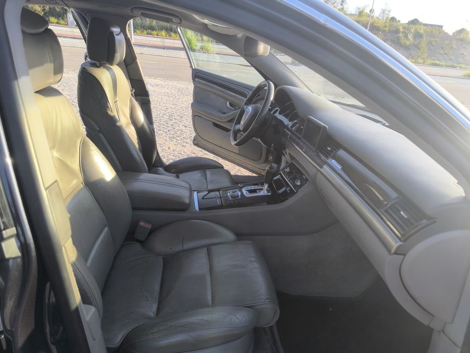 Audi A8 V6 3.0 QUATTRO