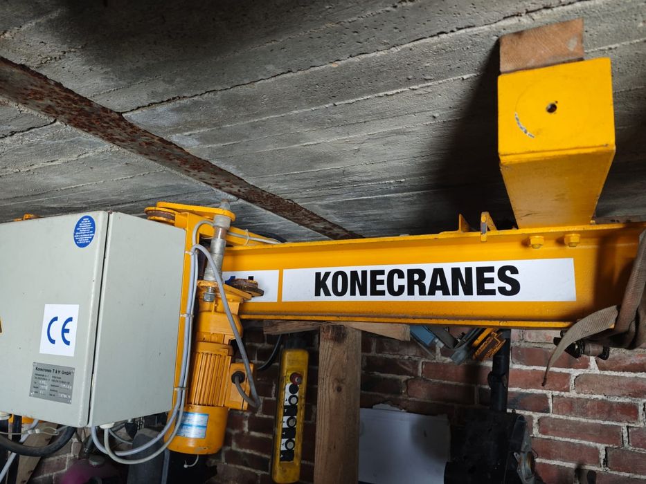 Suwnica / żuraw warsztatowy KONECRANES 1T – sprawna, kompletna