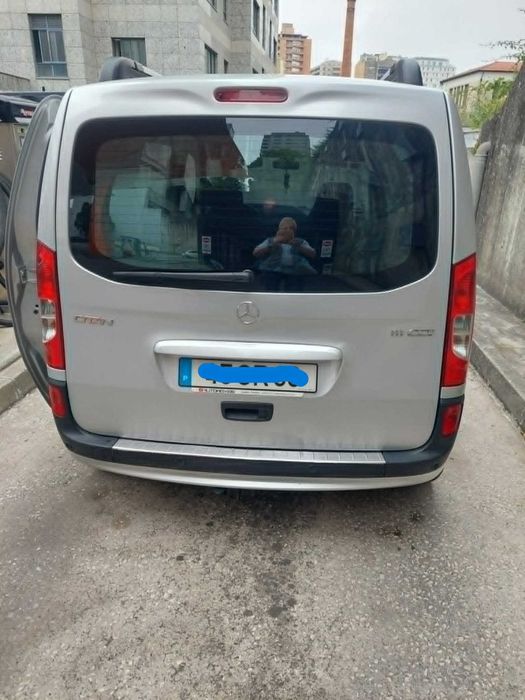 Mercedes-Benz Citan 111 CDI 110 cv — 5 Lugares — 2014