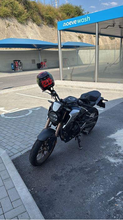 Honda CB 125R 2022