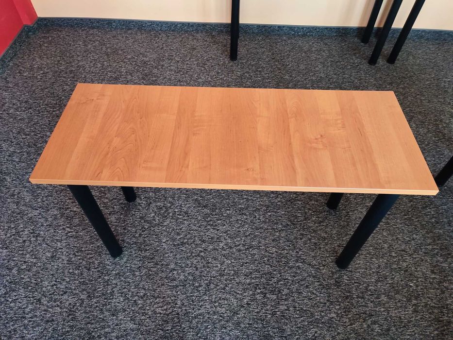 stolik jak nowy, konferencyjny, szkolny