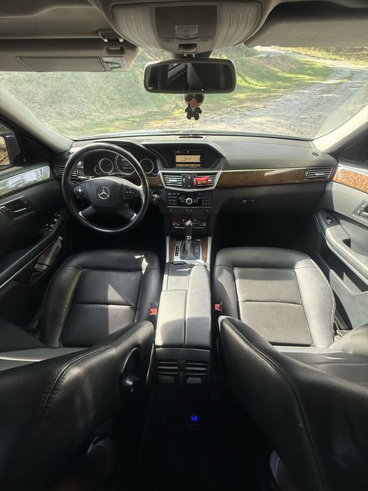 MERCEDES-BENZ E 200 2010 VIN WDD2120051A260845 фото оголошення 6 з 8