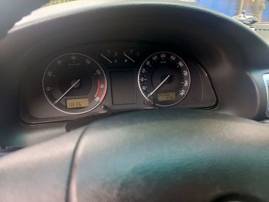 SKODA SUPERB 2006 VIN TMBCL23U47B300265 фото оголошення 3 з 10