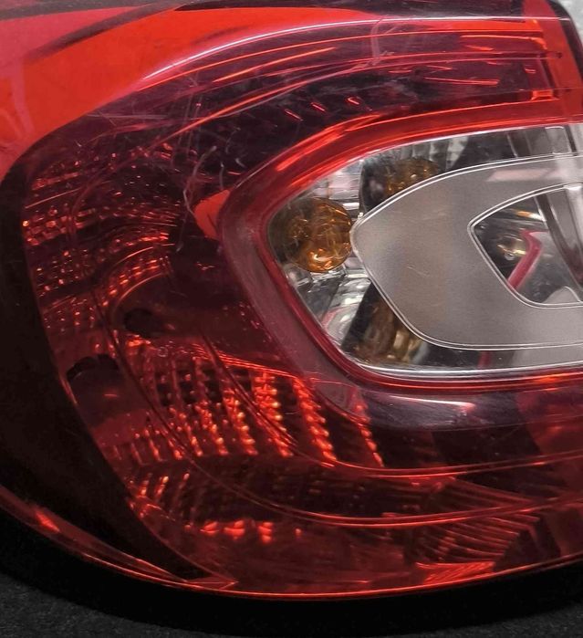 Farolim Esquerdo 265557367R - RENAULT CAPTUR I