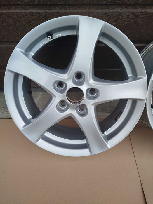 Felgi aluminiowe BORBET F 6.5Jx16H2 ET50 5x112