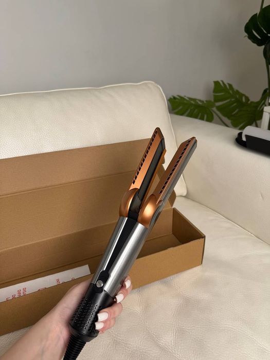 Фен-випрямляч у сучасному дизайні