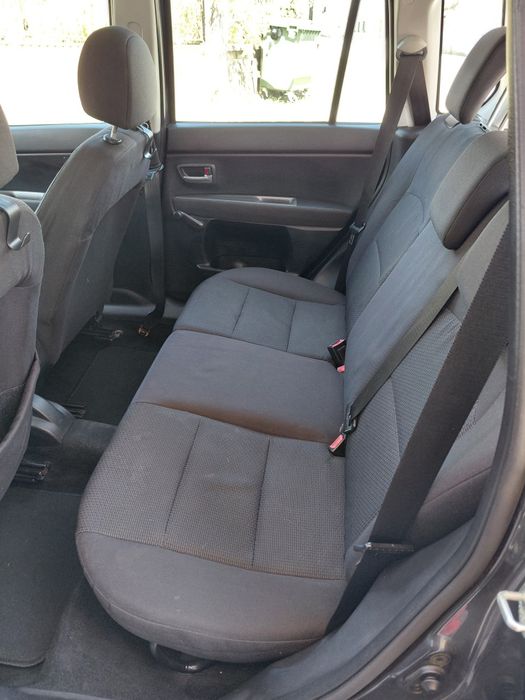 Mazda 2 dy 1.2 gasolina