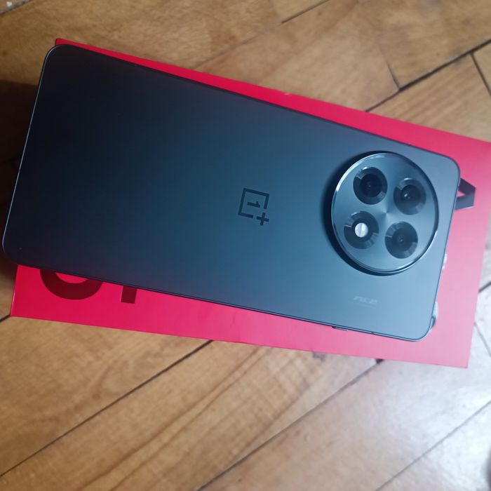 One Plus Ace 5 12+12/256