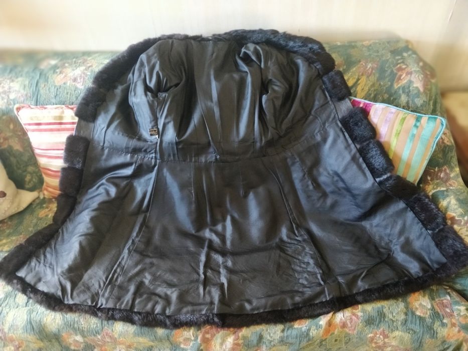 Casaco preto em Pele genuína