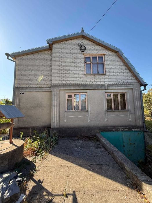 Продам будинок в тихому місці