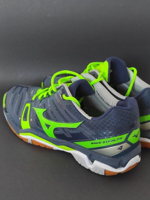 Buty męskie sportowe Mizuno Wave Stealth 4