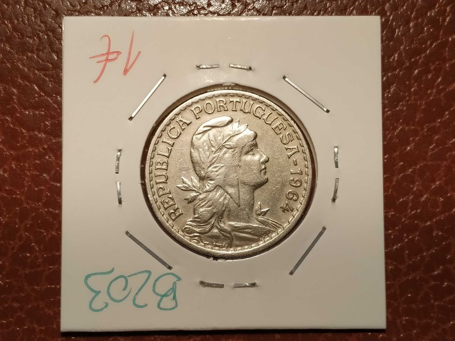B203 moeda de 1 escudo de 1964 em alpaca - Portugal