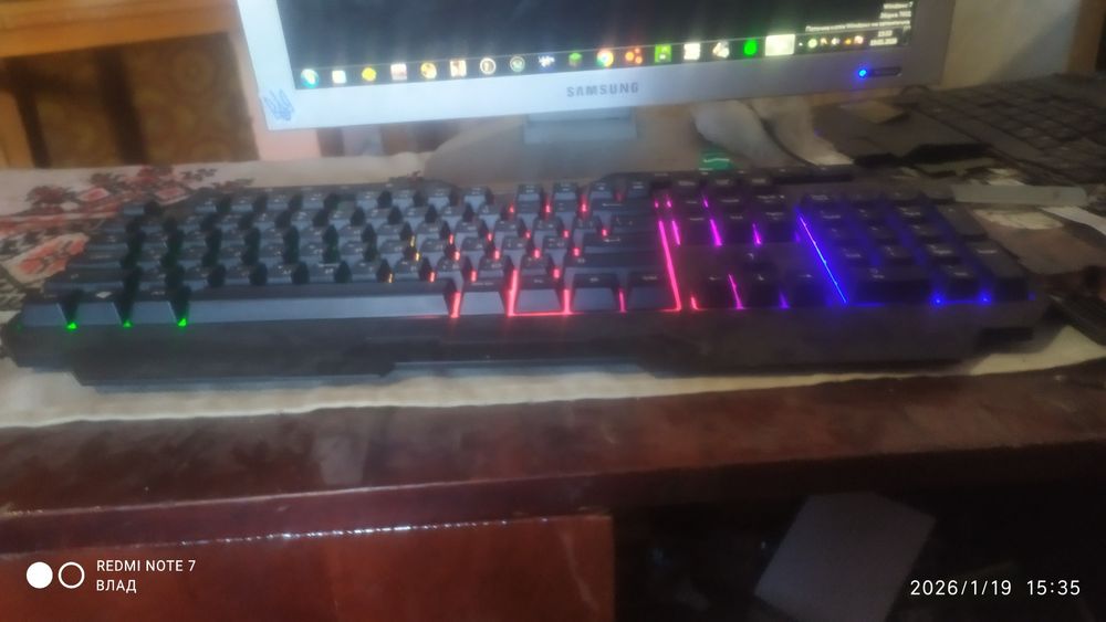 Продам ноутбук асер