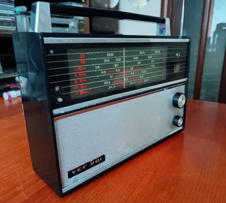 Радио приемник VEF 201 рабочий