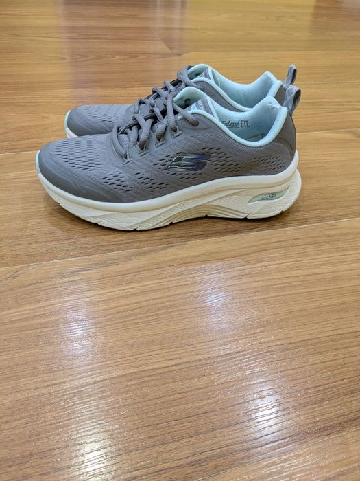 Кросівки жіночі Sketchers 37 р кроси скечерс сірі