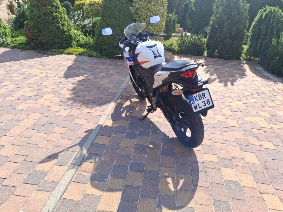 Honda cbr 125r 2014