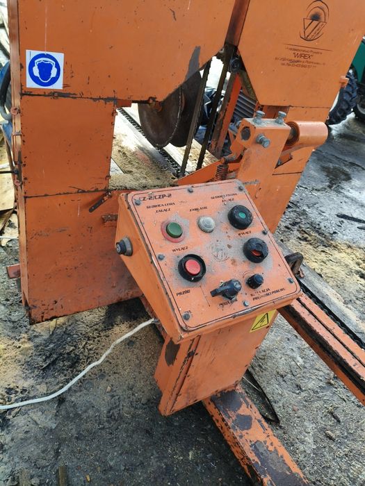 Trak pionowy dwupiłowy