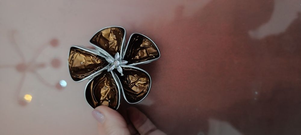 Pregadeira artesanal castanha. Usada