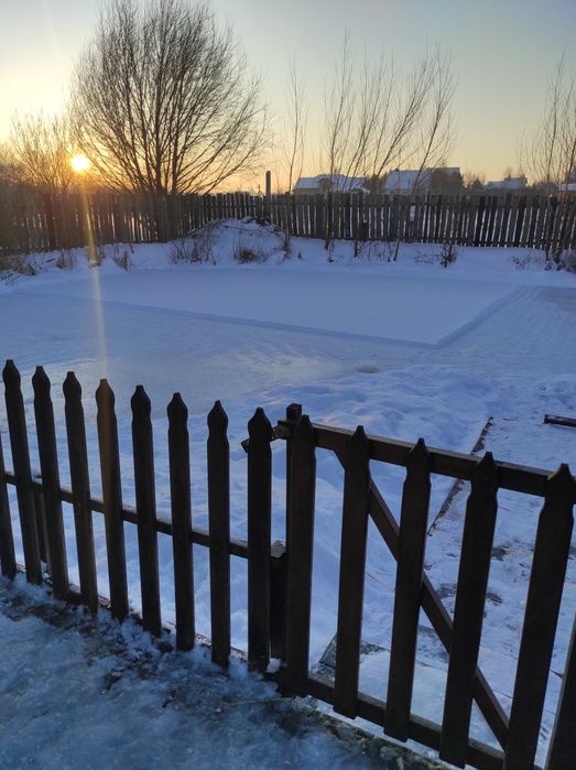 Подобово дерев'яний будинок з сауною.