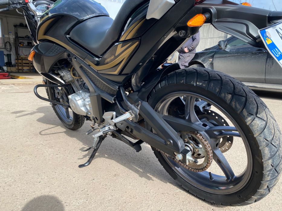 Продам мотоцикл Jiansne