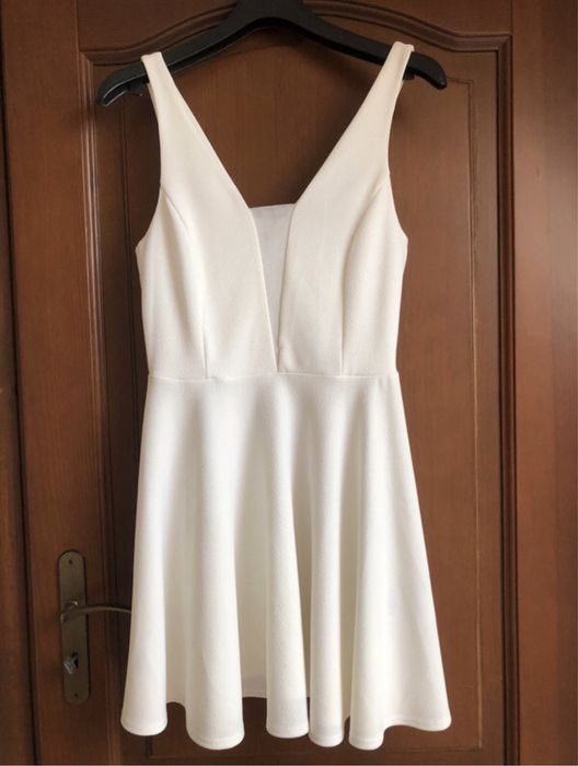 Sukienka wizytowa biała