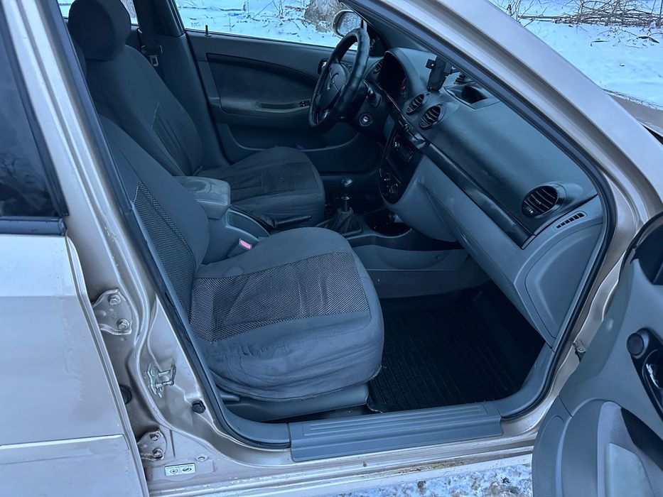 Продам Шевроле Лачетти 1.8 газ/бенз