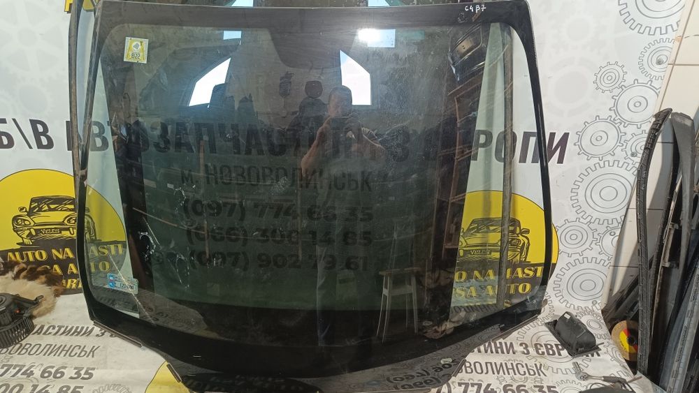 Лобове скло CITROEN C4B7 Хетчбек 2010 -